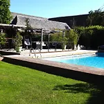 La Maison De Gilbert Jacuzzi Piscine Chauffee 4* Chaudes-Aigues