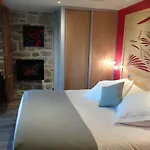 La Maison De Gilbert Jacuzzi Piscine Chauffee Chaudes-Aigues