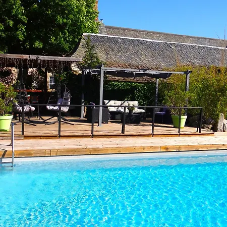 La Maison De Gilbert Jacuzzi Piscine Chauffée