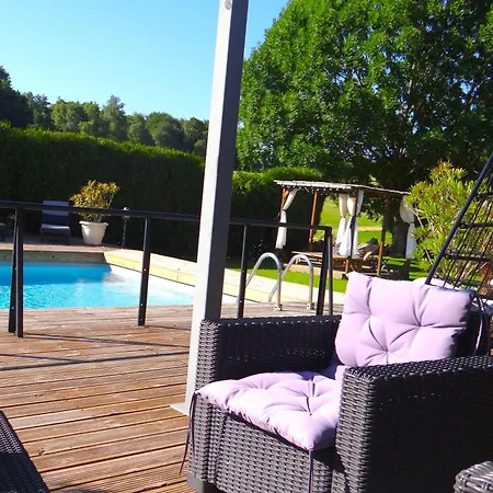 La Maison De Gilbert Jacuzzi Piscine Chauffee Selon Saison 게스트하우스 4*