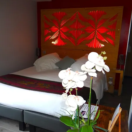 게스트하우스 La Maison De Gilbert Jacuzzi Piscine Chauffee Selon Saison 쇼드-재그