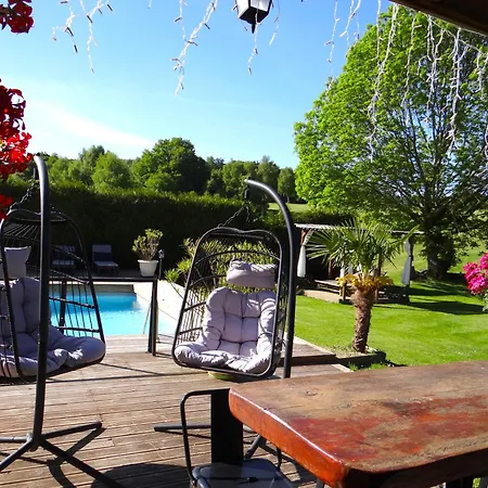 La Maison De Gilbert Jacuzzi Piscine Chauffee Гостевой дом Шодз-Эг