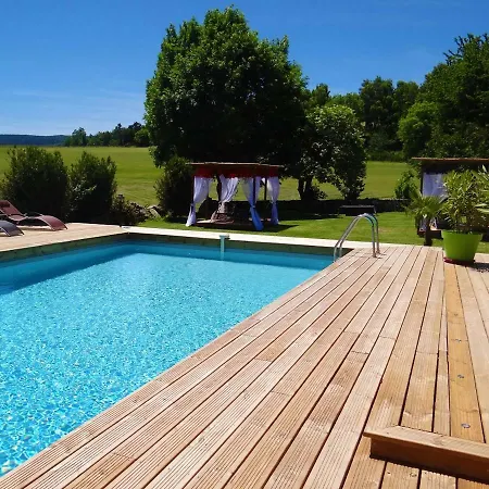 La Maison De Gilbert Jacuzzi Piscine Chauffee بيت ضيافة