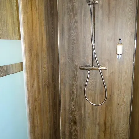 La Maison De Gilbert Jacuzzi Piscine Chauffee 4*